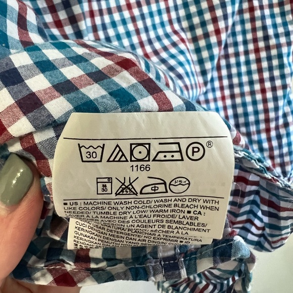 Old Navy Button Down - Picture 5 of 5